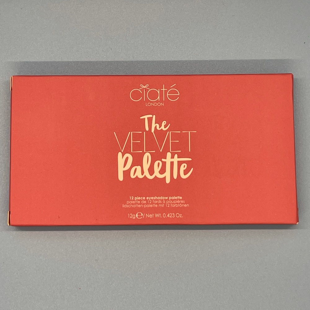 Ciate The Velvet Palette 12 Piece Eye Shadow Pette